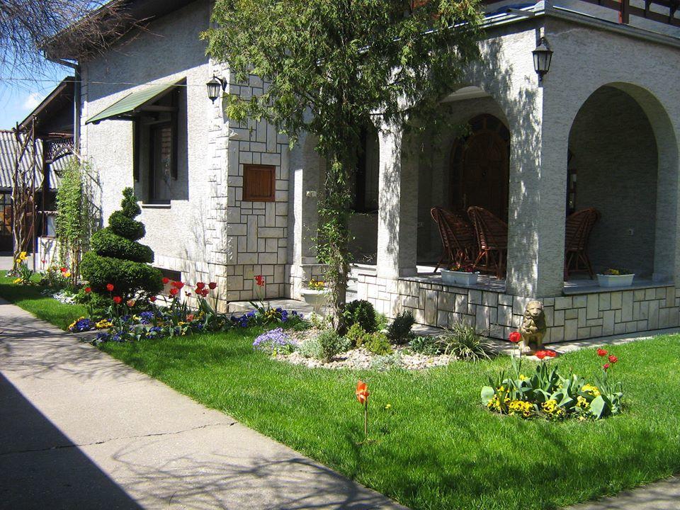 Domacinstvo Opavski Backi Petrovac Luaran gambar