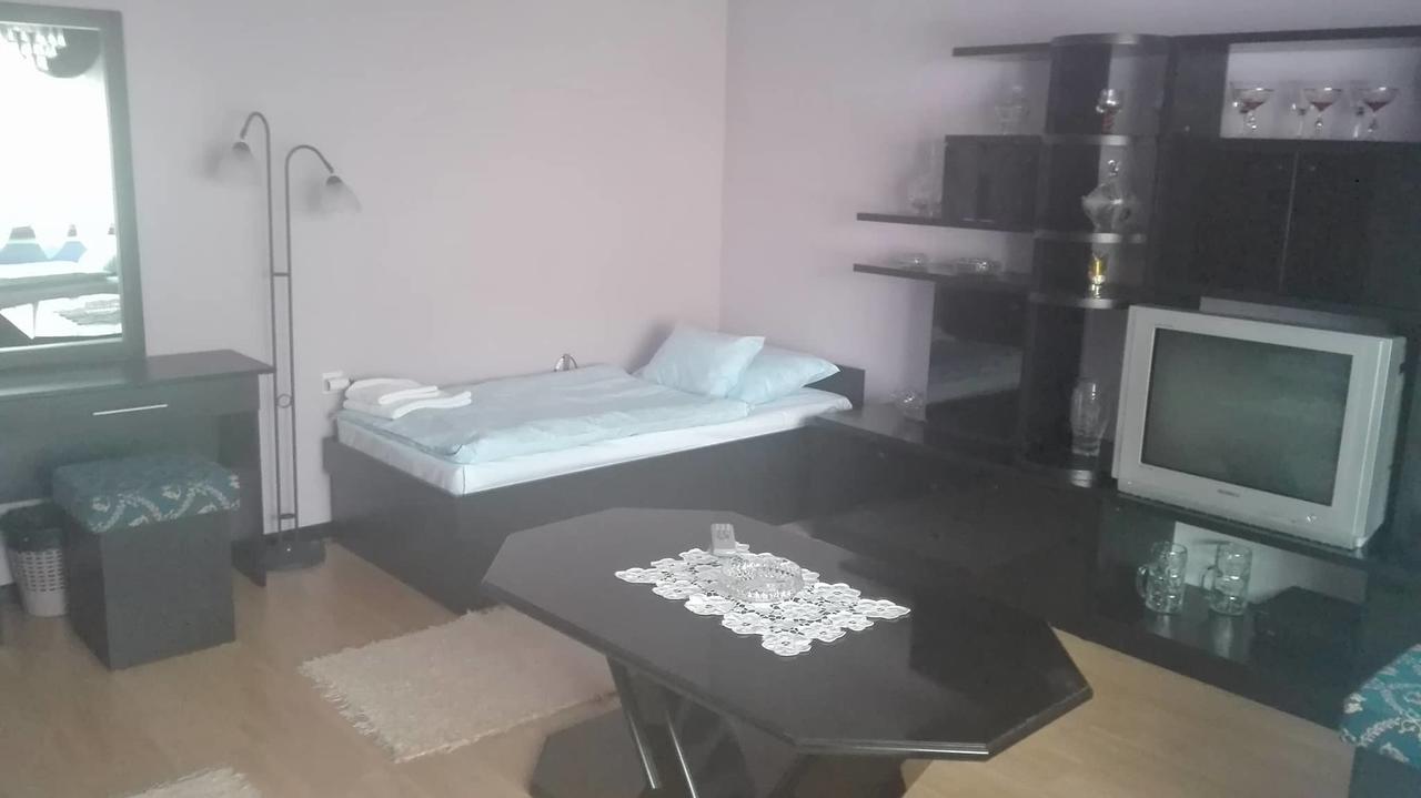 Domacinstvo Opavski Backi Petrovac Luaran gambar